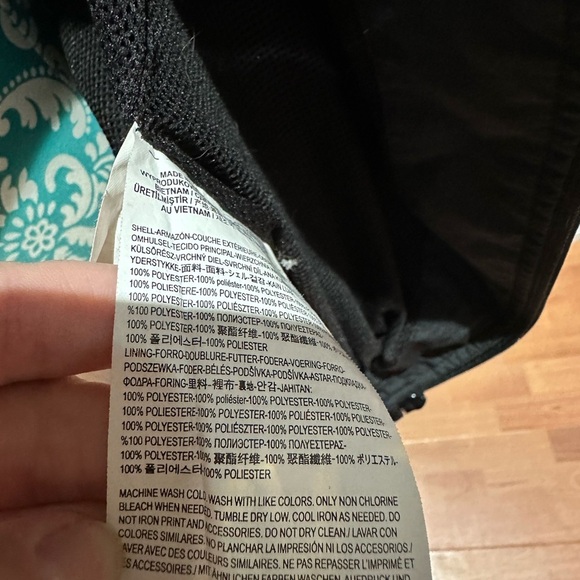 Vans Black Hoodie with White Logo Girls Juniors. Skater - Picture 10 of 11